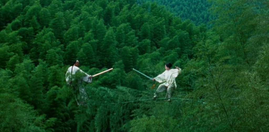 Crouching Tiger, Hidden Dragon / "Тигър и дракон" 
Колко филми за бойни изкуства имат награди “Оскар”? Е, щом даже и ние не знаем точно, значи със сигурност не са много. Това, което знаем обаче, е че Тигър и дракон има цели четири спечелени приза, наред с още шест номинации. Не е зле като за филм за хвърчащи майстори на меча, нали?