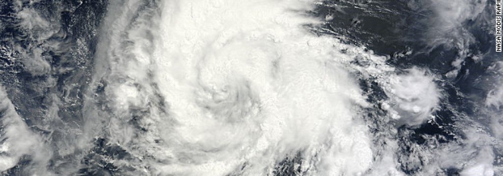 120709113827-hurricane-emilia-satellite-story-top