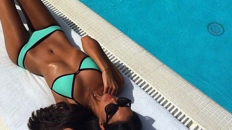 Иранска жена по бански? Това би дошло твърде много на всеки иранец, освен ако не е дъщеря на някой от управляващите