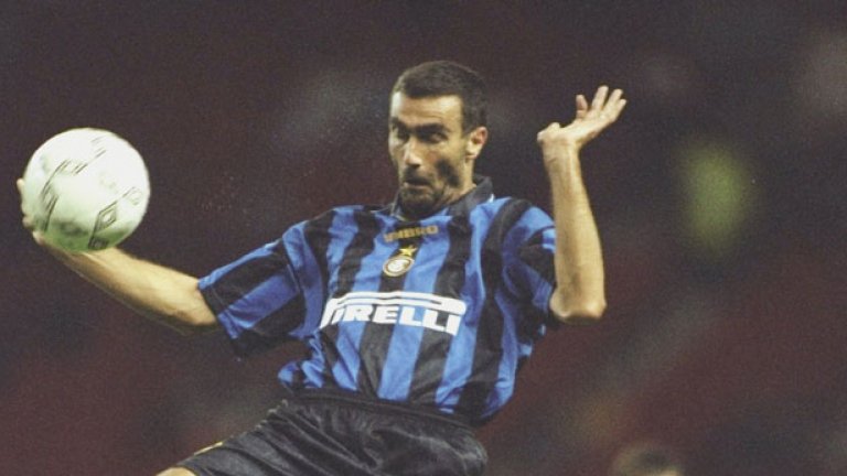 Джузепе Бергоми – още преди да навърши 18 вече имаше над дузина мача с Интер в Серия А.