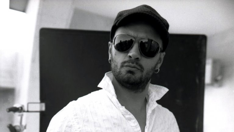 Гледай без гордост и предразсъдъци