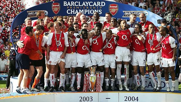"Непобедимият" Арсенал от сезон 2003/04 бе избран за най-добър отбор за 20 години Премиършип