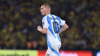 Звезда на Реал стана най-младият, обличал "десетката" на Лео и Диего