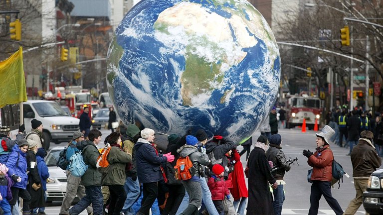 В реалността Африка е в пъти по-голяма от Гренландия