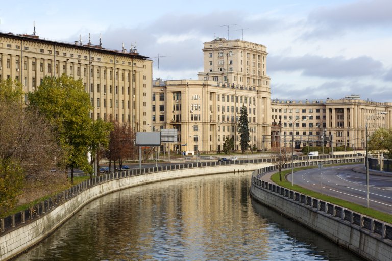 Университетът "Бауман" в Москва