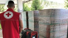 Domestos дари 10 000 дезинфекциращи продукта на Българския червен кръст.
