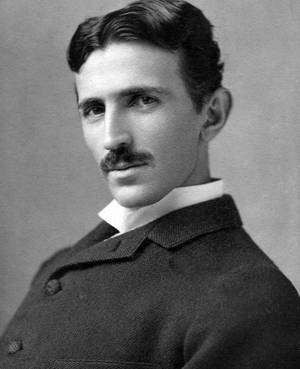 Tesla_circa_1890