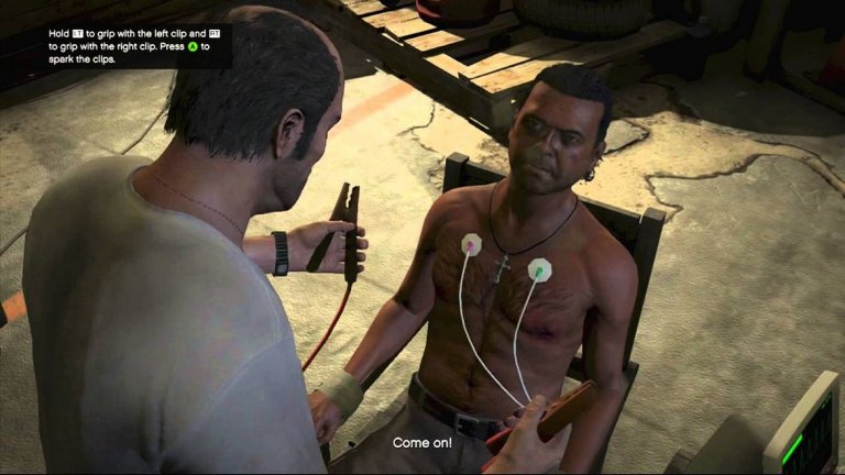 GTA V
Grand Theft Auto е поредица, която не само не страни от насилието, но го превръща във фундаментален и морално обезценен елемент от геймплея и историята. Но дори по стандартите на поредицата, сцената с мъченията в GTA V е нещо особено - не само защото имате опцията да я пропуснете изцяло (прескачайки мисията), а и защото имате извратения избор с кои уреди точно да го извършите.
От сцената с мъченията лъха на тънък политически коментар за реални събития от американската действителност, но едва ли ще мислите за това, докато я играете. Този епизод предизвика доста спорове след излизането на играта и някои оцениха елемента на политическа сатира, която и без това е характерна за GTA игрите, а други възроптаха срещу създателите от Rockstar Games.