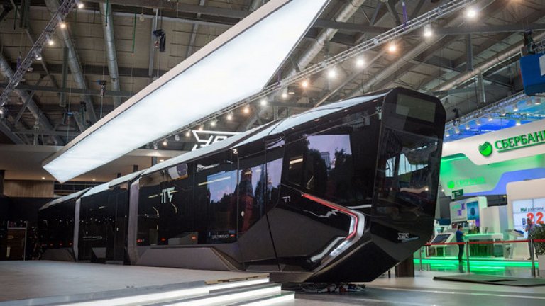 R1 се очаква да бъде гордостта на Русия, която все повече изостава в областта на машинното производство