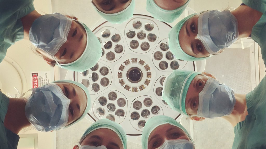 national-cancer-institute-701-FJcjLAQ-unsplash