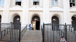 От общо 2197 съдии с право на глас, гласуваха само 1411