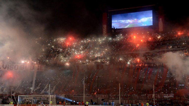 Феновете на Ривър изживяха незабравива вечер.