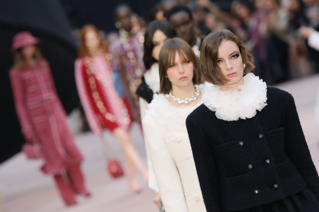 Хитовите предложения за следващите месеци