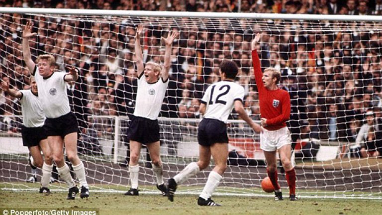 30 юли 1966-а година. Стадион "Уембли". Близо 100 хиляди зрители. Финал Англия - Германия. Англия води с 2:1 секунди преди края, но Вебер праща срещата в продължения. Там се случва непоправимото за Германия и настъпва най-великият миг в английския футбол. В 98-ата минута Джеф Хърст стреля, топката рикошира в гредата и тупва някъде около голлинията. Но дали пред, върху или зад нея никой не знае със сигурност и до днес... 
