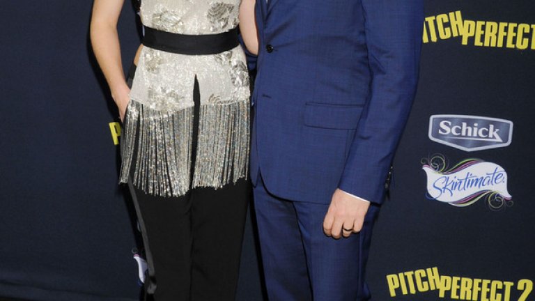 Елизабет Бенкс срещна мъжа си Макс, с когото са семейство от 2003 г., в университета в Пенсилвания.