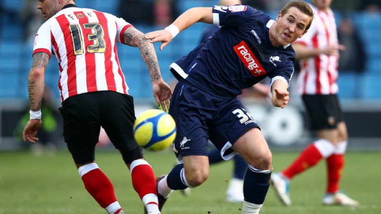 В Лондон Хари е играл и за Милуол...