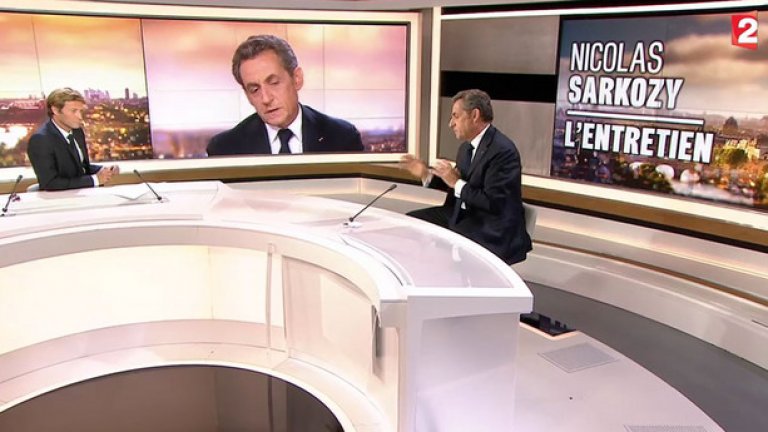 В неделя вечер, т.нар. "френски неделен прайм тайм", Саркози обяви, че се връща на ринга, обзет от желание за промяна.
Веднага след интервюто си по France 2, което привлече почти 9 милиона зрители и би основният конкурент TF1, Саркози отиде на мач (ПСЖ - Олимпик Лион, който завърши 1:1).