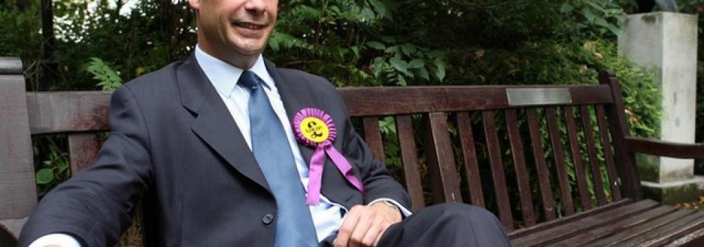 _64522179_hi003036300farage