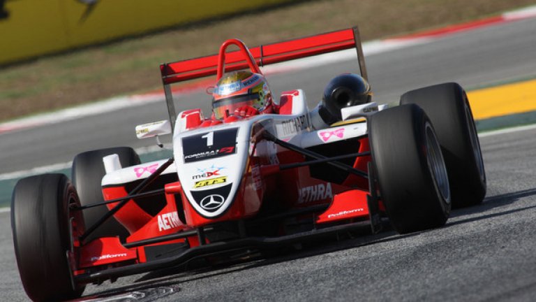 През 2008 Бианки дебютира с ART в европейската Формула 3 завършва трети.