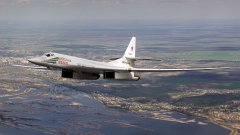Русия купува 10 нови стратегически бомбардировача "Ту-160М"