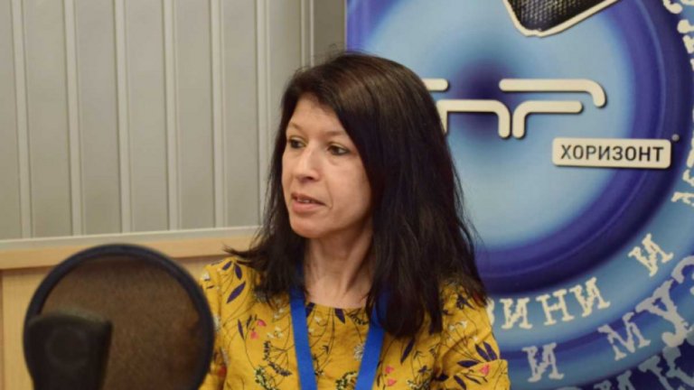Великова казва още обаче, че ще има и втори човек, който да осигурява плурализма
