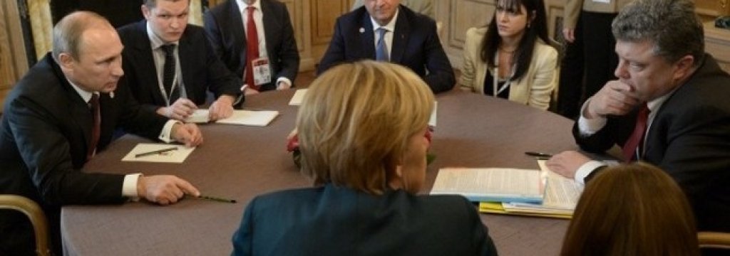 Порошенко ще се срещне с Путин, Меркел и Оланд през януари