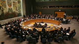 Конфлктът подчертава дълготрайната тенденция за спад на ролята на ООН като средство за поддържане на международния мир и сигурност