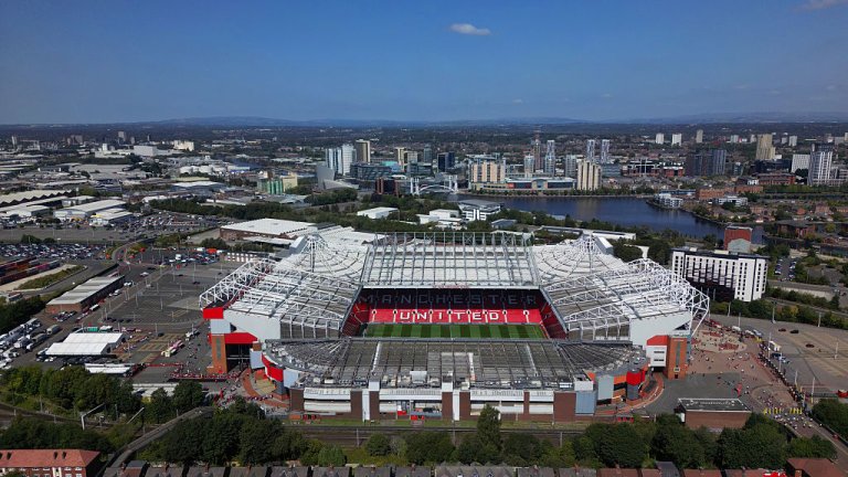 Манчестър Юнайтед ще има сериозни затруднения да построи нов стадион