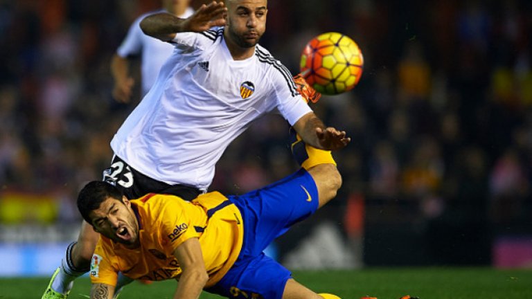 Равенството с Барселона е големият позитив дотук, въпреки че в този мач Гари бе на трибуните, а не на скамейката.