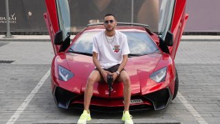 Зиеш е луд по колите.