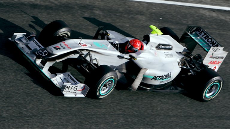 С Mercedes Михаел Шумахер ще преследва рекордна осма титла