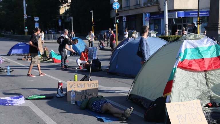 Има ли смисъл в тази следваща крачка на протестите - аргументи "в подкрепа" и "срещу"
