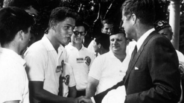 Младият Бил Клинтън се среща с президента Джон Кенеди през 1963-та