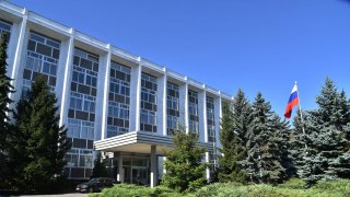 Кореспондентът на "Российская газета" е бил привикан в ДАНС, а след това е обявен за експулсиране