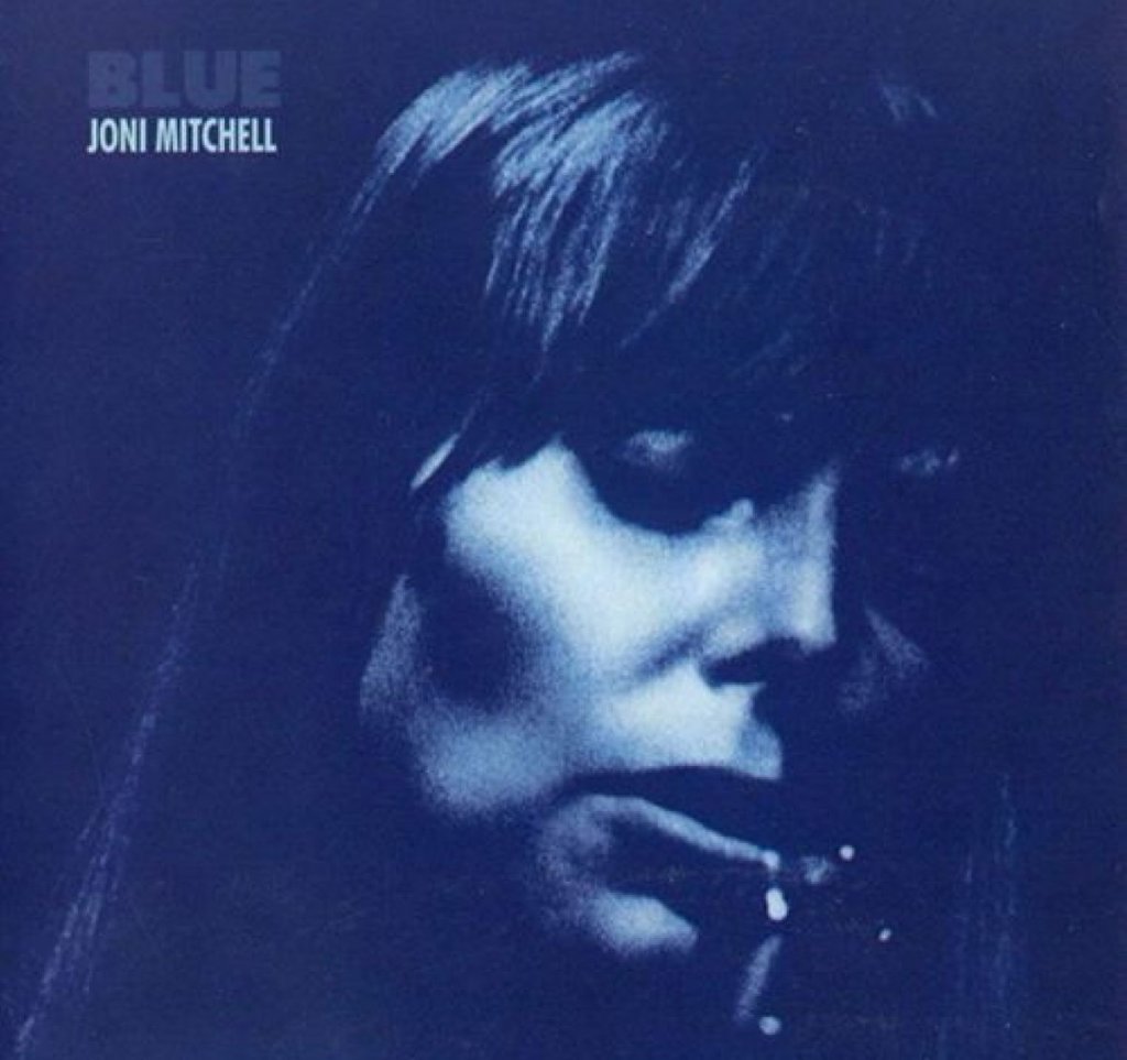 3. Joni Mitchell, 'Blue' (1971 г.)

Rolling Stone посочат, че албумът на Мичъл е "първият път, в който голям рок или поп музикант се отваря така пълно, създавайки може би най-върховният албум за раздялата". Именно любовните неуспехи са в центъра на албума, което по това време е тема, запазена най-вече за мъжете изпълнители.