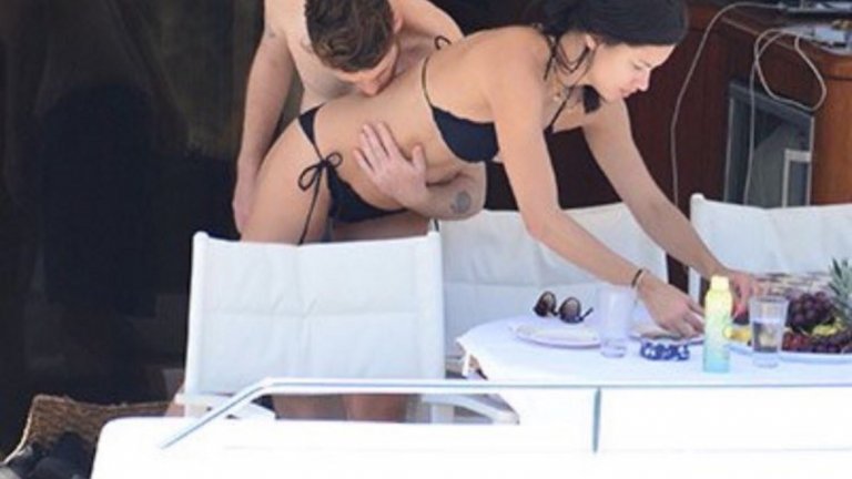 Двамата не криеха интимната си близост