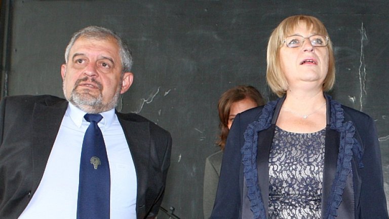 Ректорът на СУ проф. Иван Илчев и шефката на НС Цецка Цачева обмениха мнения по повод на студентските протести