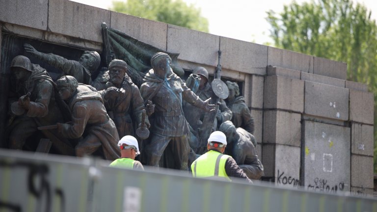 Подновиха демонтирането на МОЧА (снимки)