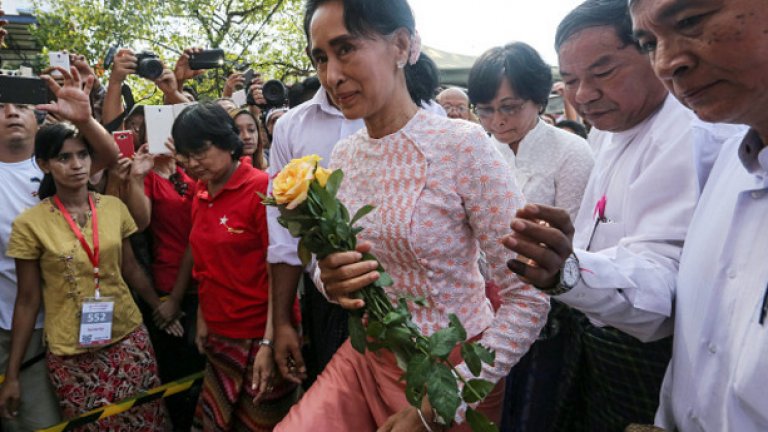 Мианмар на Аун Сан Су Чи - етнически чистки, цензура и произвол