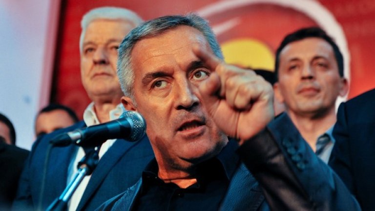 Превратаджиите щели да се облекат в полицейски униформи, да щурмуват парламента на Черна гора в столицата Подгорица и да застрелят премиера Мило Джуканович.