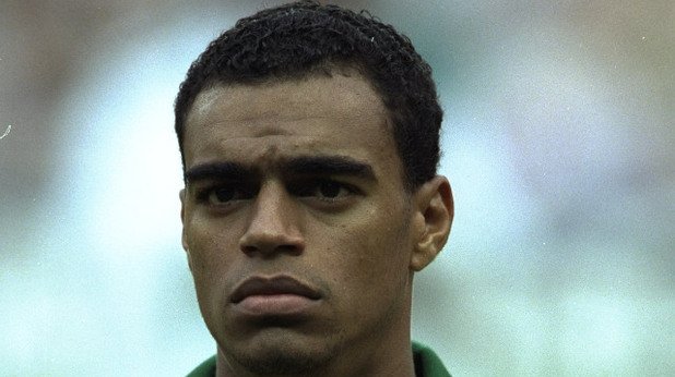 1998 г. - Денилсон от Сао Пауло в Бетис за 21.5 млн. паунда (35.91 млн. паунда сегашни)