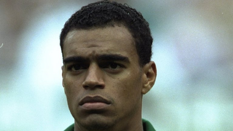 1998 г. - Денилсон от Сао Пауло в Бетис за 21.5 млн. паунда (35.91 млн. паунда сегашни)