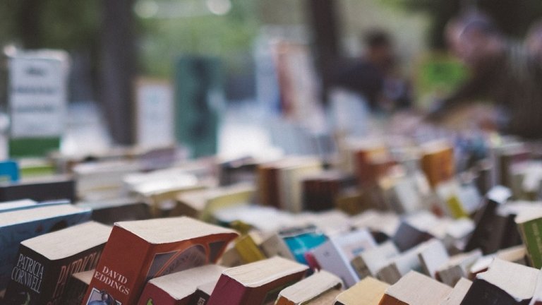 Otkrivat Proletniya Bazar Na Knigata Webcafe Bg