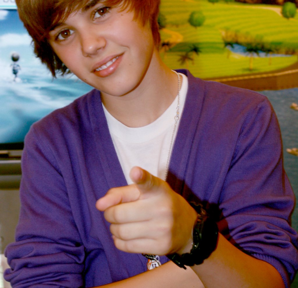 Justin_Bieber_2