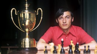 Първо Карпов изигра смъртта, а години по-късно свиреп убиец се опита да го изиграе в затвора