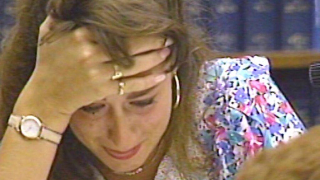kim-broderick-crying-in-court-768x525