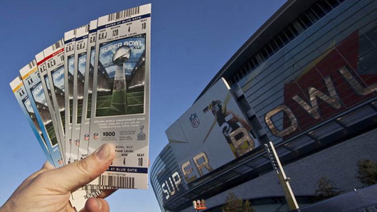 Билетите са най-търсената стока тези дни из Щатите. Цените започват от 900 долара по номинал, но... забравете вече да си вземете за по-малко от 3000 долара. И то "на черно".