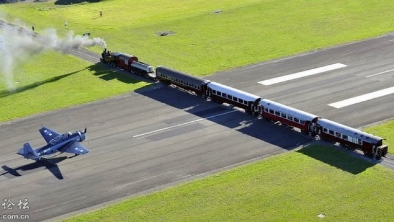 15. Летище Гизборн, Нова Зеландия

Това летище е единственото по рода си, тъй като по средата му минава редовна ЖП-линия