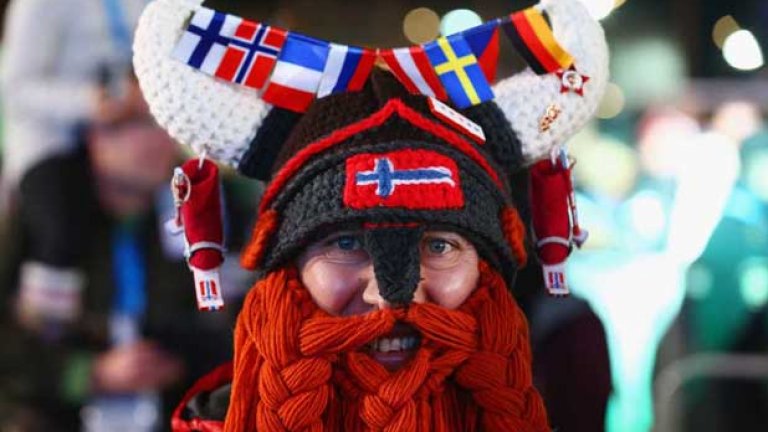 Норвежците са сила на зимните олимпиади, а агитката им е атракция.