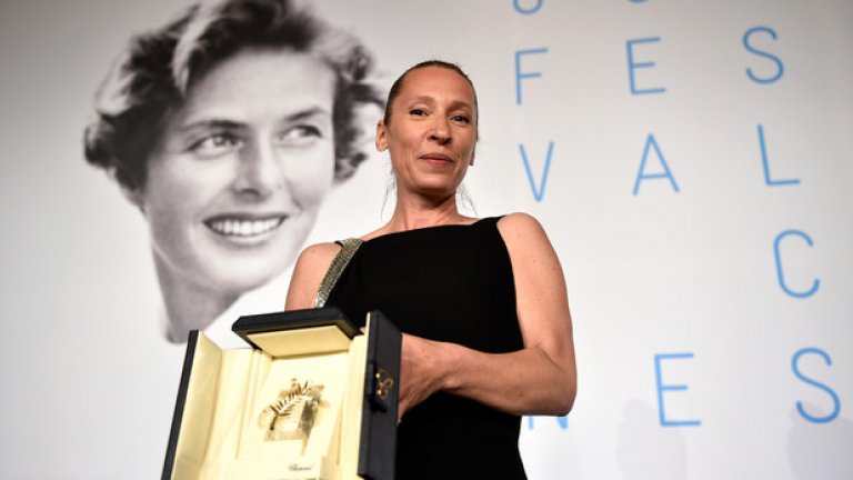 Актрисата Еманюел Берко спечели приза за най-добра актриса за филма "Моят крал", поделяйки си този приз заедно с американката Руни Мара за изпълнението й във филма "Каръл" на Тод Хайнс